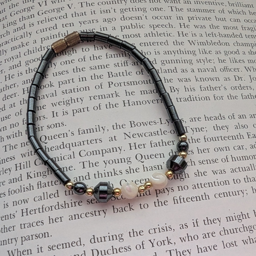 Vintage Hematite Black and Gold Beaded Bracelet